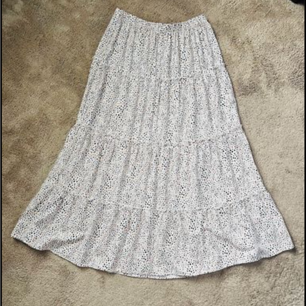 Skirt never worn